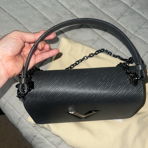 NWT Louis Vuitton MM Twist in Epi Etain - Picture 4 of 13